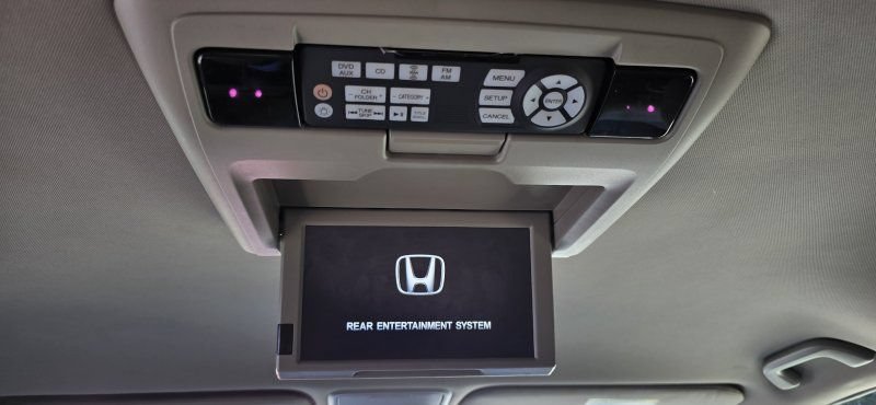 Used 2016 Honda Odyssey SE image 32
