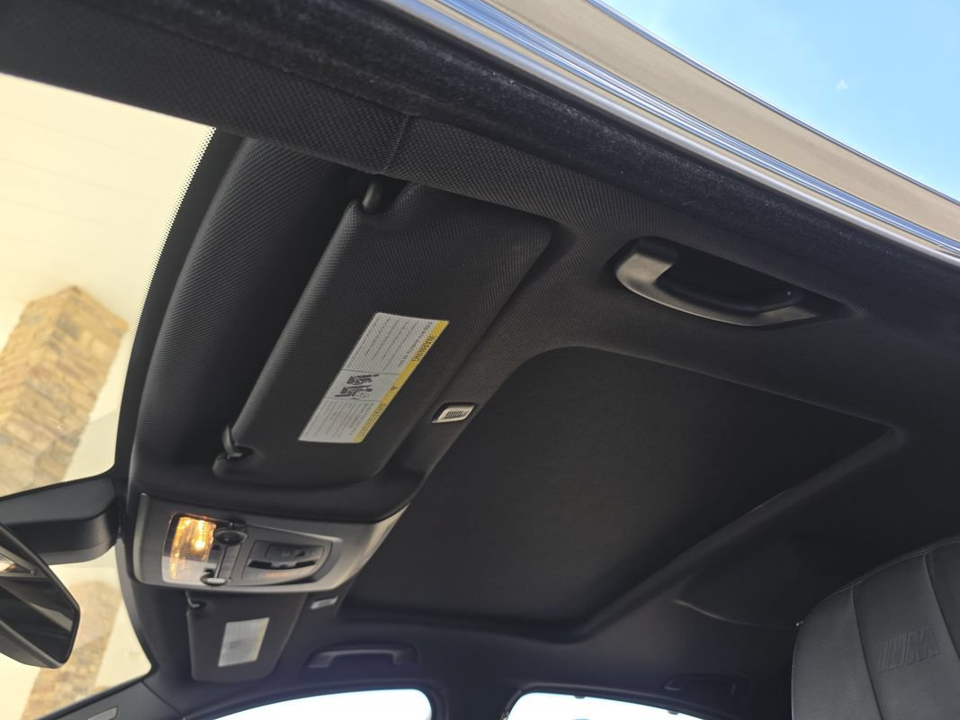 Used 2015 BMW M5 RWD image 24
