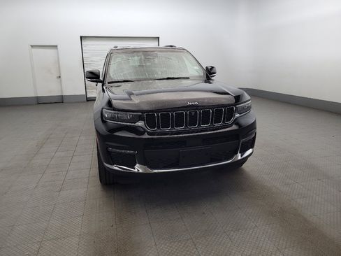 Used 2021 Jeep Grand Cherokee L Limited w/ Luxury Tech Group II image 14