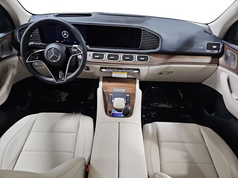 New 2026 Mercedes-Benz GLE 450 4MATIC image 9