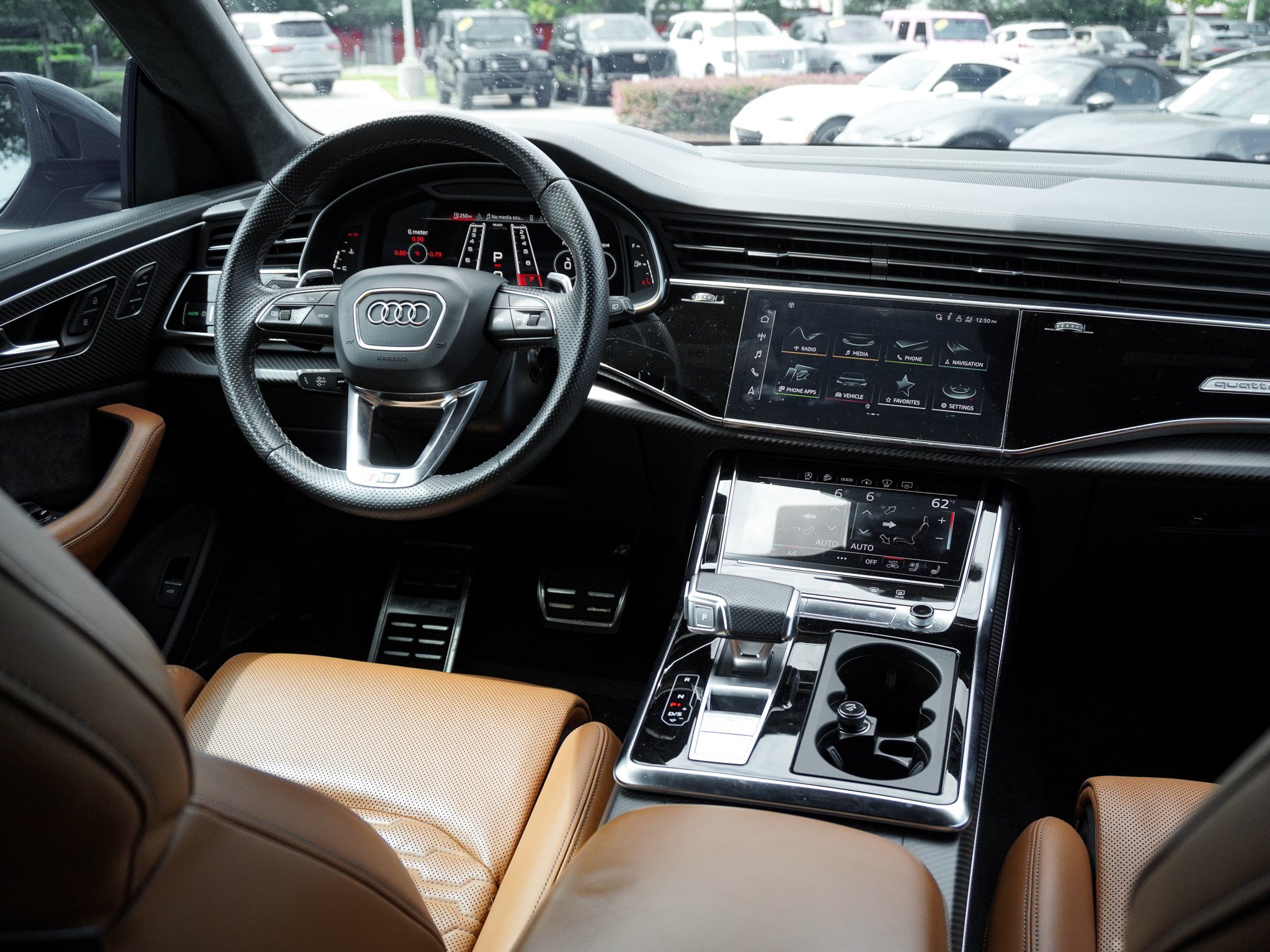 Used 2022 Audi RS Q8 AWD/4WD image 32