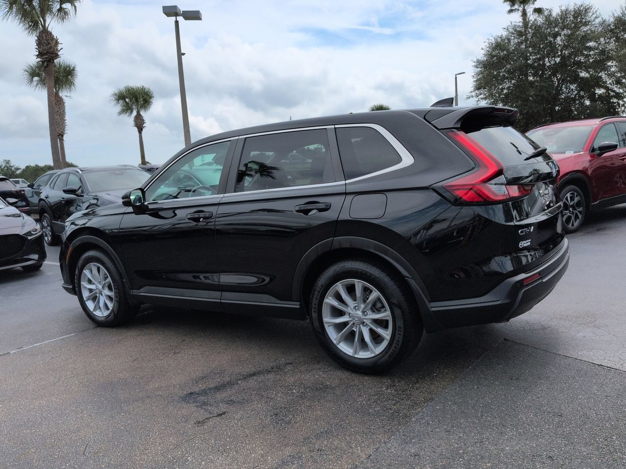 Used 2023 Honda CR-V EX-L image 6