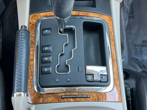 Used 2010 Jeep Grand Cherokee Limited w/ Mopar Chrome Edition Group AWD/4WD image 21