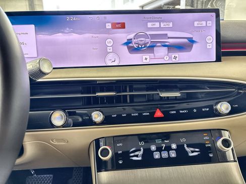New 2026 Genesis GV70 2.5T Select AWD/4WD image 17