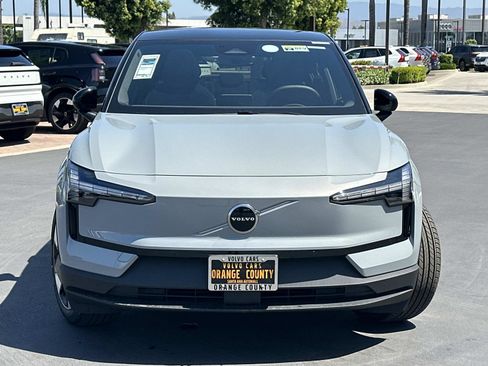 New 2026 Volvo EX30 Plus w/ Climate Package image 2