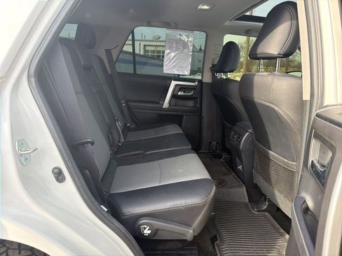 Used 2023 Toyota 4Runner SR5 Premium image 23