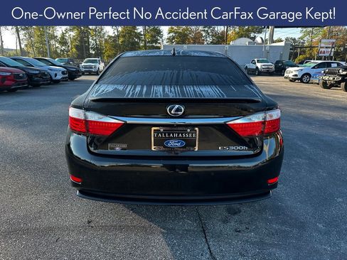 Used 2015 Lexus ES 300h image 4