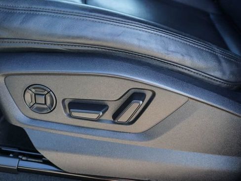 Used 2022 Audi Q7 3.0T Prestige AWD/4WD image 17