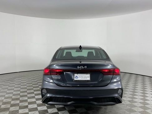 Used 2024 Kia Forte LXS image 6