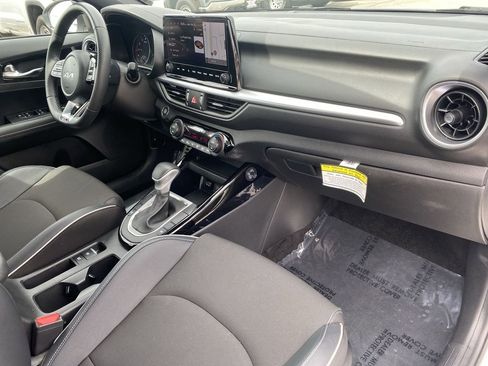 Used 2023 Kia Forte GT-Line w/ GT-Line Technology Package FWD image 29