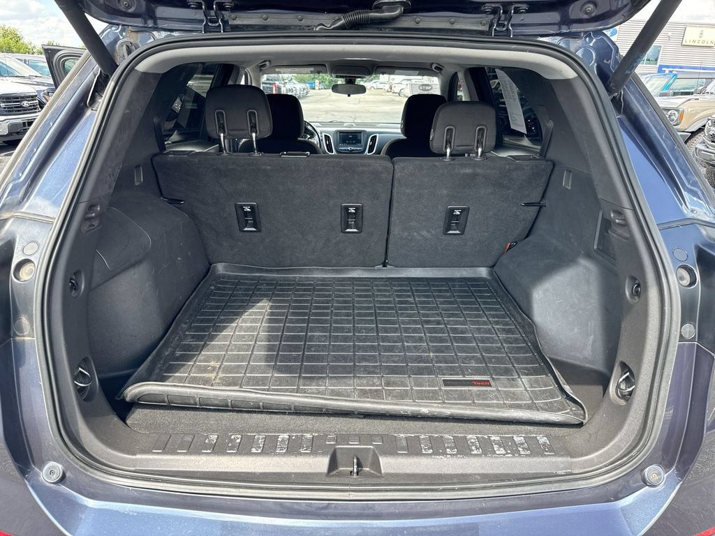 Used 2019 Chevrolet Equinox LT FWD image 23