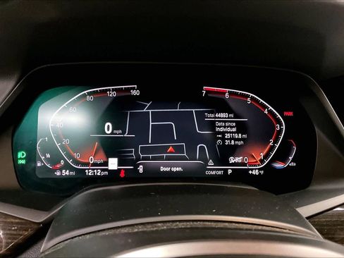 Used 2019 BMW X5 xDrive50i w/ M Sport Package image 22