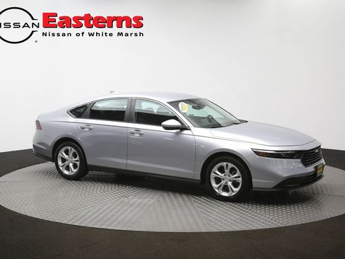 Used 2023 Honda Accord LX image 45