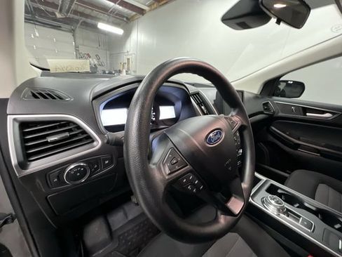 Used 2023 Ford Edge SE AWD/4WD image 10