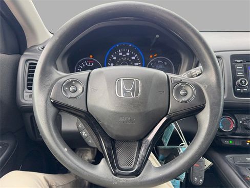 Used 2021 Honda HR-V LX image 13