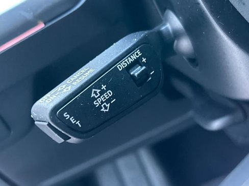 Used 2023 Audi Q4 e-tron Premium Plus w/ Premium Plus image 70