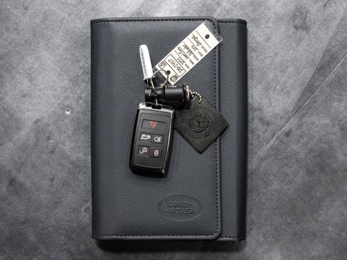 Used 2022 Land Rover Defender 110 S image 82