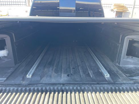 Used 2017 Nissan Titan Platinum Reserve AWD/4WD image 27