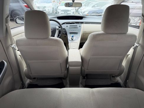 Used 2010 Toyota Prius Three image 17