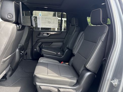 New 2026 GMC Yukon XL Elevation w/ Elevation Premium Package AWD/4WD image 20