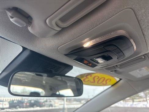 Used 2023 Toyota Corolla LE image 29