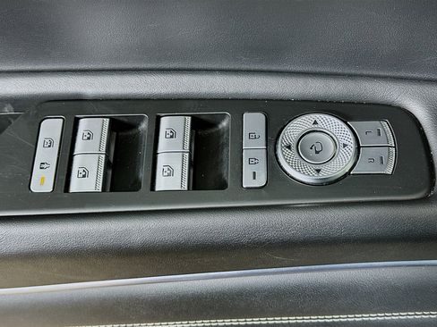 Used 2024 Genesis GV80 2.5T image 15