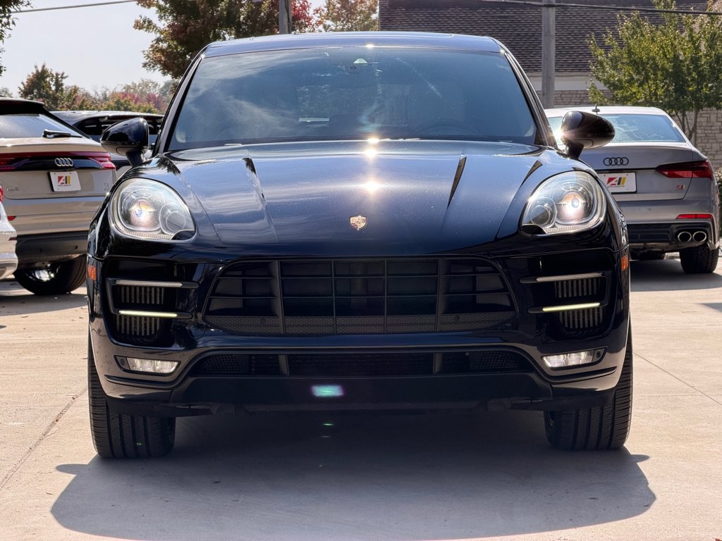 Used 2016 Porsche Macan Turbo AWD/4WD image 4
