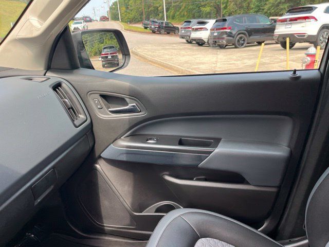 Used 2019 Chevrolet Colorado Z71 RWD image 25