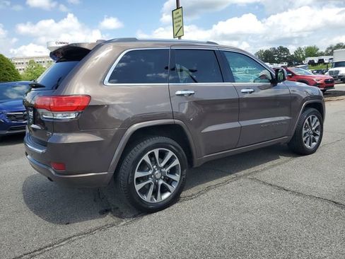Certified 2017 Jeep Grand Cherokee Overland RWD image 6