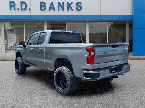 Used 2023 Chevrolet Silverado 1500 RST AWD/4WD image 3