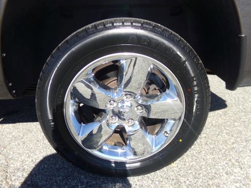 Used 2019 RAM 1500 Express w/ Express Value Package image 23