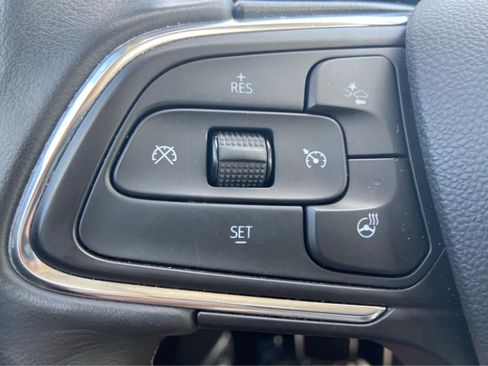 Used 2023 Buick Envision Essence w/ Sport Touring Package AWD/4WD image 24