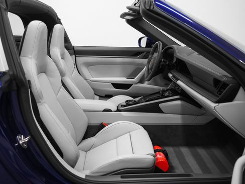 Used 2024 Porsche 911 Targa 4 image 30