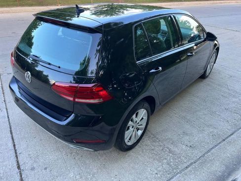Used 2020 Volkswagen Golf 4-Door image 6