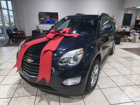 Used 2017 Chevrolet Equinox LT w/ Convenience Package FWD image 3
