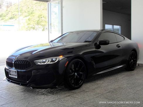 Used 2022 BMW M850i xDrive Coupe w/ Driving Assistance Package AWD/4WD image 34
