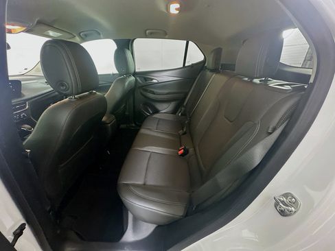Used 2025 Buick Encore GX Preferred image 29