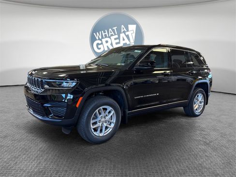 New 2025 Jeep Grand Cherokee Laredo X w/ Luxury Tech Group I image 8