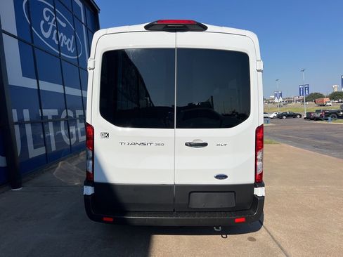 Used 2025 Ford Transit 350 XLT image 8