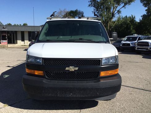 Used 2020 Chevrolet Express 2500 w/ Communications Package RWD image 3