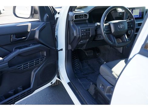 Used 2024 Toyota Tacoma SR image 13