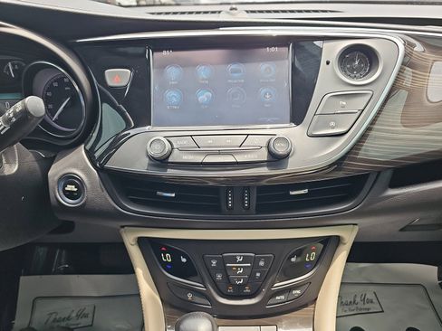 Used 2020 Buick Envision Preferred AWD/4WD image 17