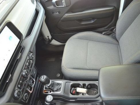 Used 2024 Jeep Wrangler Unlimited Sahara AWD/4WD image 25