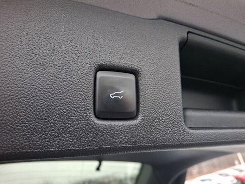 Certified 2022 Ford Escape SE w/ Convenience Package image 30