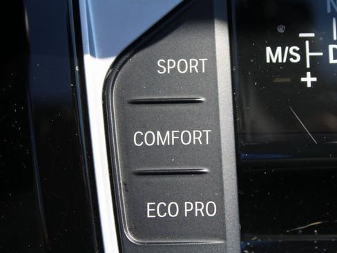 Used 2023 BMW X3 sDrive30i w/ Convenience Package image 38