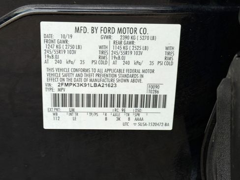 Used 2020 Ford Edge Titanium image 43