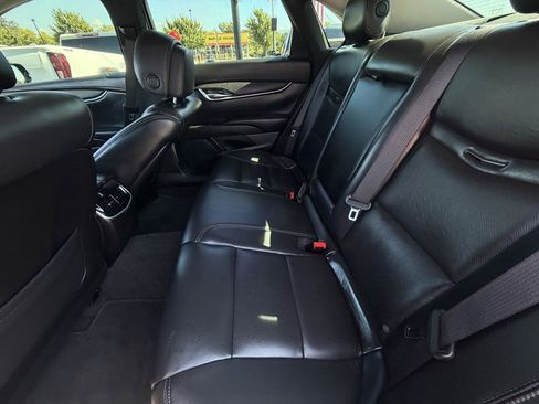 Used 2013 Cadillac XTS FWD image 9