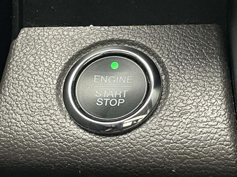 Used 2020 Ford Expedition Limited w/ Equipment Group 301A image 6