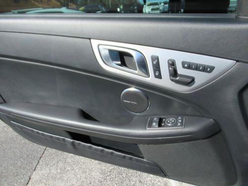Used 2013 Mercedes-Benz SLK 350 image 22