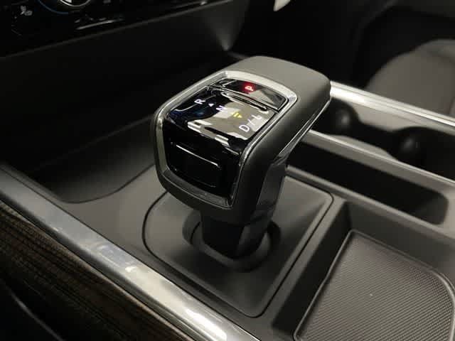 New 2026 Chevrolet Silverado 1500 RST w/ Convenience Package II AWD/4WD image 6